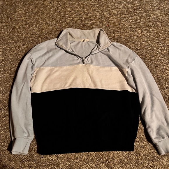 Garage 1/4 zip - Picture 5 of 6